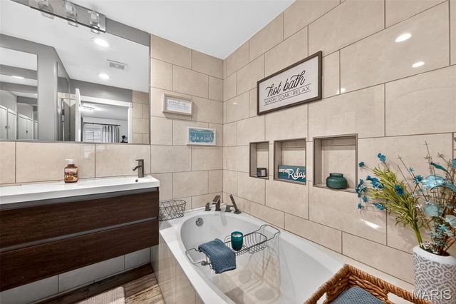 490 Electra Drive, Arnold, MO 63010