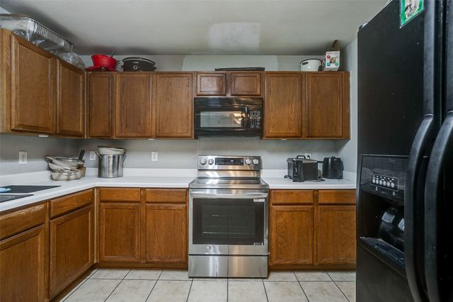 9028 Quarter Horse Lane, Fort Worth, TX 76123