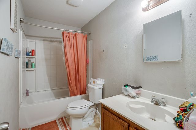 9028 Quarter Horse Lane, Fort Worth, TX 76123