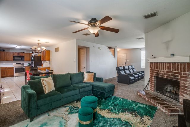 9028 Quarter Horse Lane, Fort Worth, TX 76123