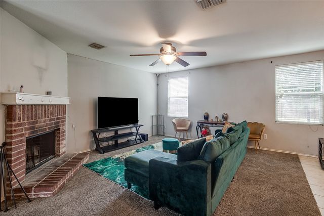 9028 Quarter Horse Lane, Fort Worth, TX 76123