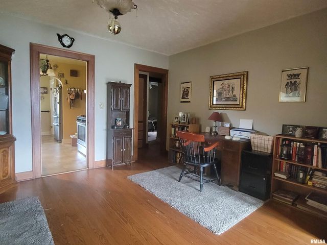 1826 41ST Street, Rock Island, IL 61201