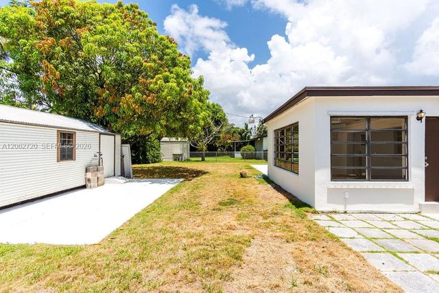 19390 Whispering Pines Road, Cutler Bay, FL 33157