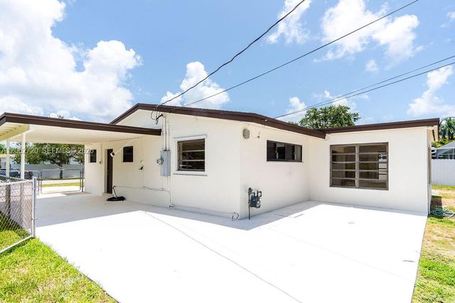 19390 Whispering Pines Road, Cutler Bay, FL 33157