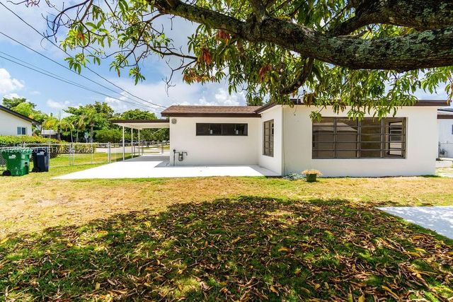 19390 Whispering Pines Road, Cutler Bay, FL 33157