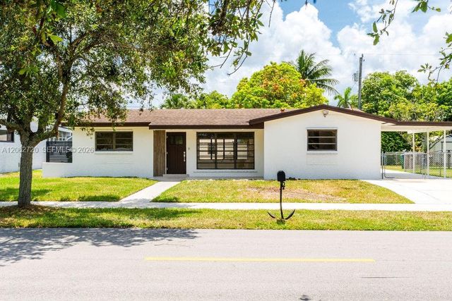 19390 Whispering Pines Road, Cutler Bay, FL 33157