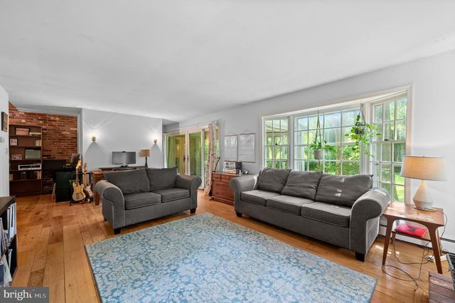 1500 SUGARTOWN RD, Paoli, PA 19301