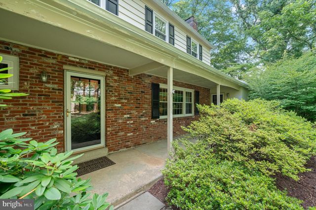 1500 SUGARTOWN RD, Paoli, PA 19301