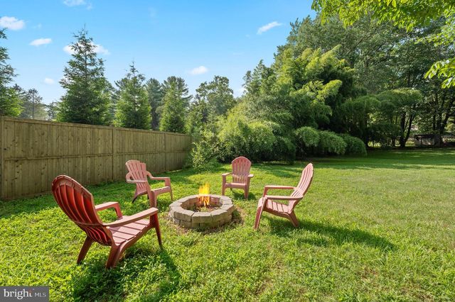 1500 SUGARTOWN RD, Paoli, PA 19301