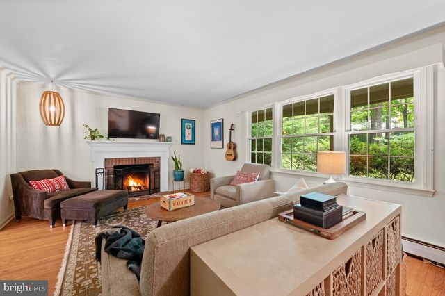 1500 SUGARTOWN RD, Paoli, PA 19301