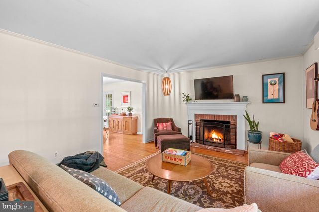 1500 SUGARTOWN RD, Paoli, PA 19301