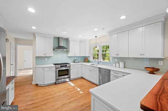 1500 SUGARTOWN RD, Paoli, PA 19301