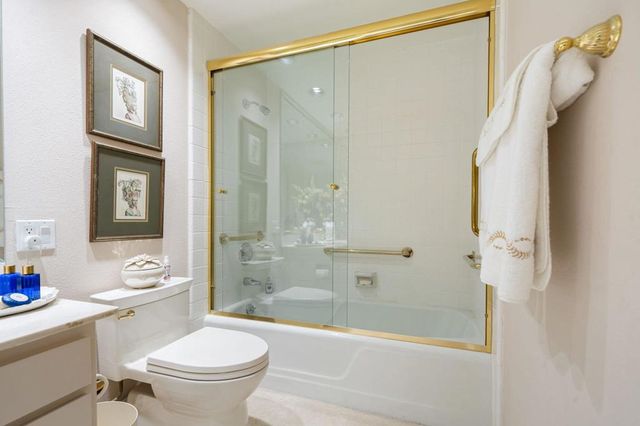 900 Island Drive 304, Rancho Mirage, CA 92270