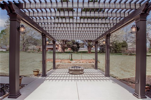 109 Fairway Drive, Pickens, SC 29671