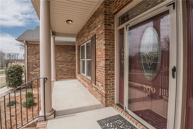 109 Fairway Drive, Pickens, SC 29671