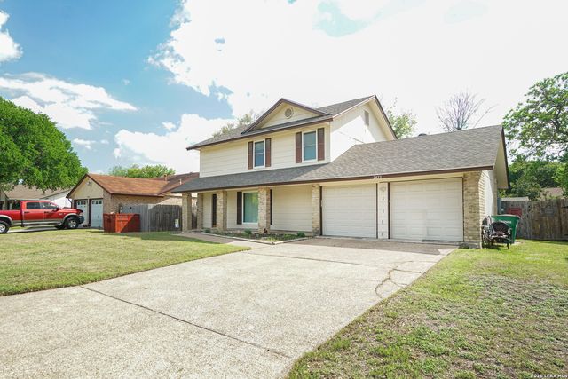 2822 BURNING TRAIL ST, San Antonio, TX 78247