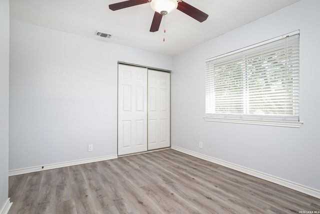 2822 BURNING TRAIL ST, San Antonio, TX 78247