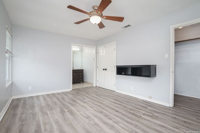 2822 BURNING TRAIL ST, San Antonio, TX 78247