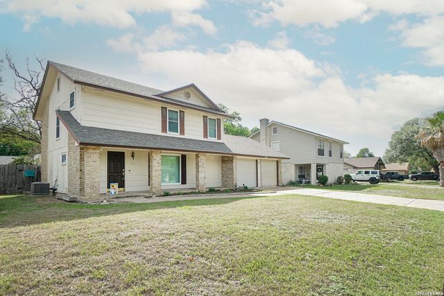 2822 BURNING TRAIL ST, San Antonio, TX 78247