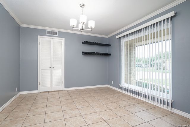 2822 BURNING TRAIL ST, San Antonio, TX 78247