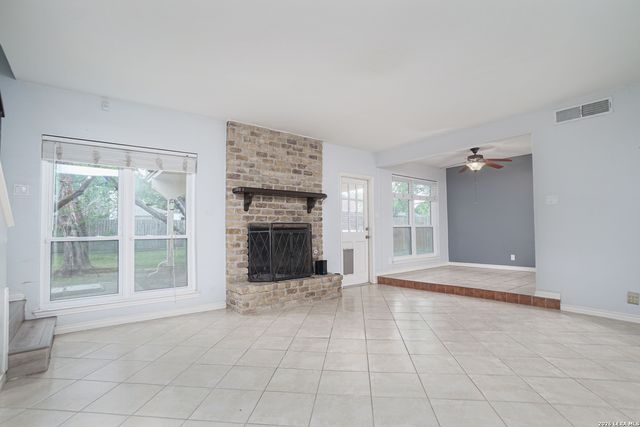 2822 BURNING TRAIL ST, San Antonio, TX 78247