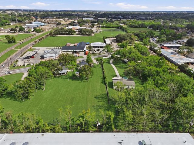 3932 Allen Genoa Road, Pasadena, TX 77504