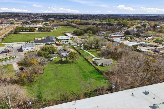 3932 Allen Genoa Road, Pasadena, TX 77504