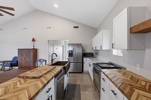 536 Fm 2738, Alvarado, TX 76009