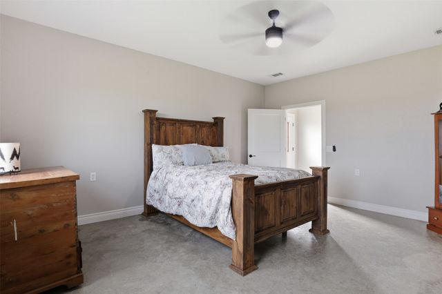 536 Fm 2738, Alvarado, TX 76009