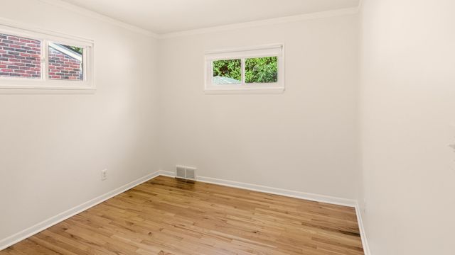 8982 Lucerne Avenue, Redford, MI 48239