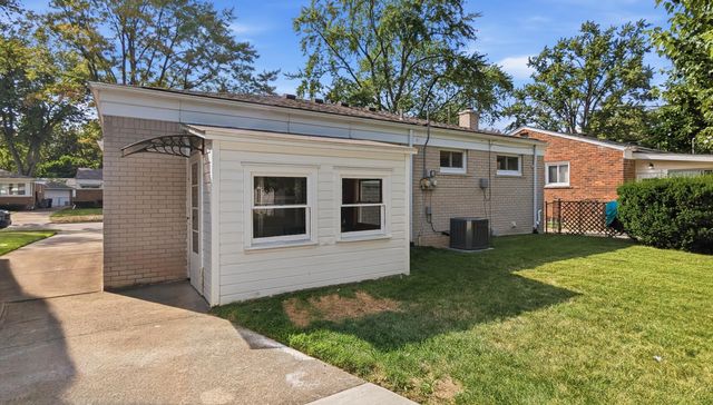 8982 Lucerne Avenue, Redford, MI 48239