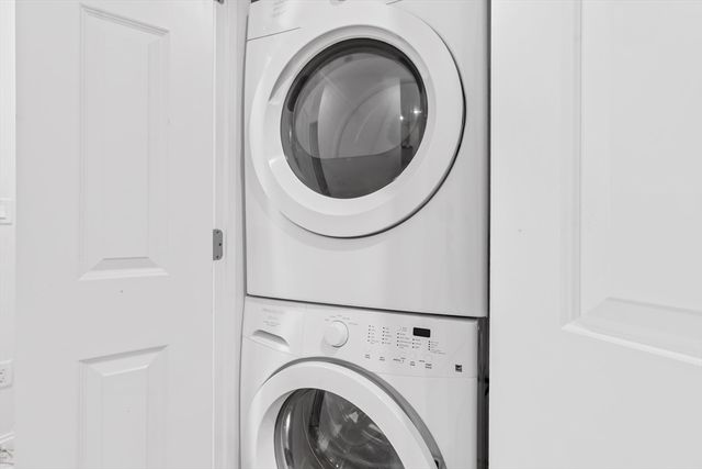 328 Copeland St 2D, Quincy, MA 02169