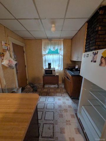 7284 Gartner Street, Detroit, MI 48209