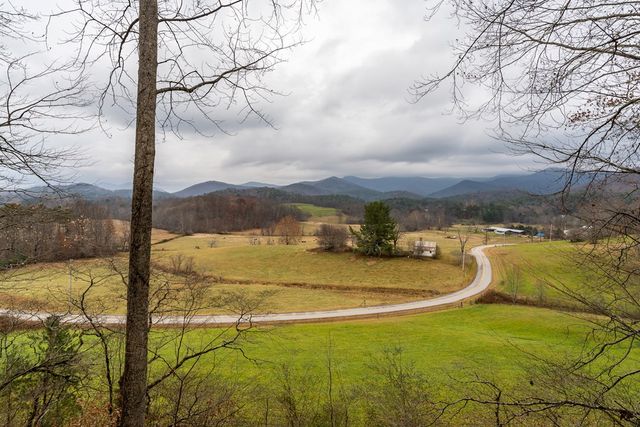 115 Barnhill Road, Blairsville, GA 30512