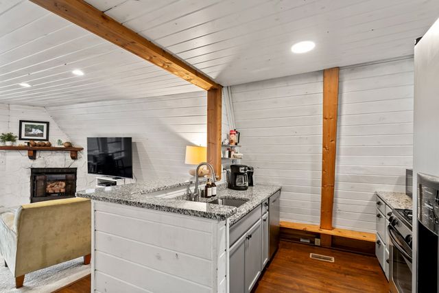 115 Barnhill Road, Blairsville, GA 30512