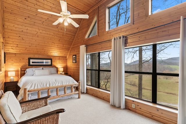 115 Barnhill Road, Blairsville, GA 30512