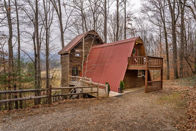 115 Barnhill Road, Blairsville, GA 30512