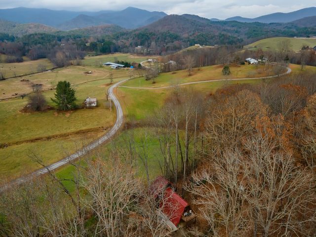 115 Barnhill Road, Blairsville, GA 30512