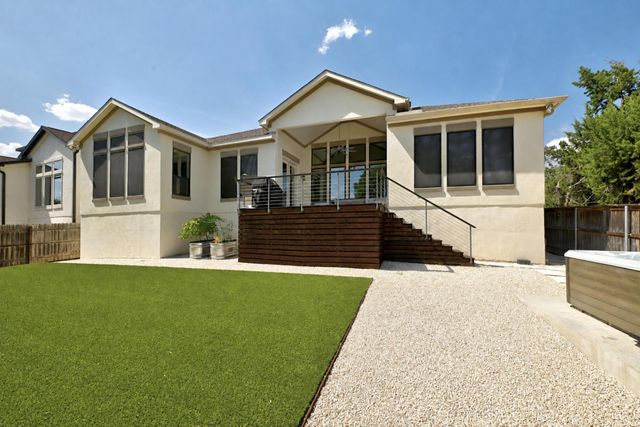 266 Angelina Valley DR, Austin, TX 78737