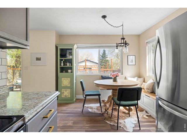 812 Aztec Dr, Fort Collins, CO 80521