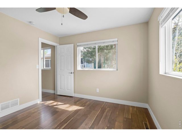 812 Aztec Dr, Fort Collins, CO 80521