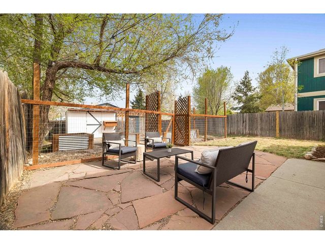 812 Aztec Dr, Fort Collins, CO 80521