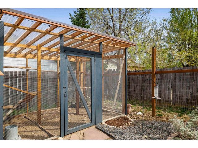 812 Aztec Dr, Fort Collins, CO 80521