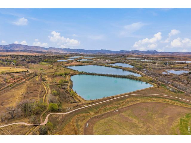 812 Aztec Dr, Fort Collins, CO 80521