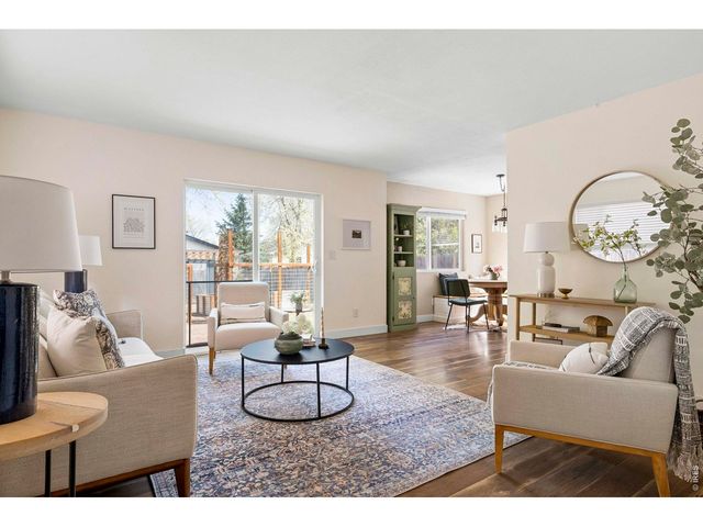 812 Aztec Dr, Fort Collins, CO 80521