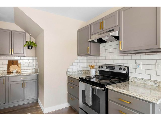 812 Aztec Dr, Fort Collins, CO 80521