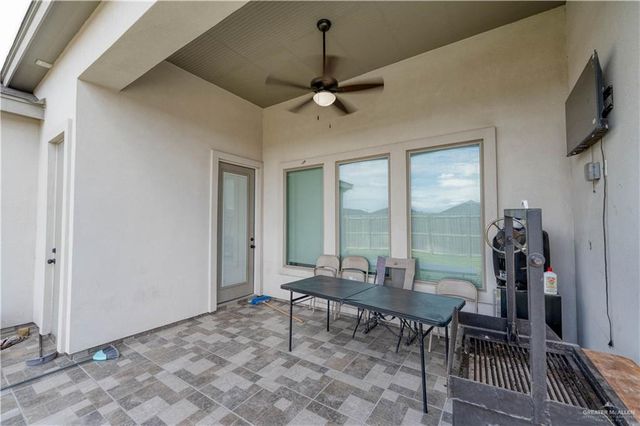 1412 S Waxahachie Street, Alton, TX 78572