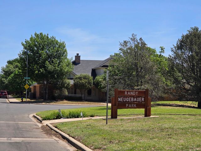 8301 Gardner Avenue, Lubbock, TX 79424