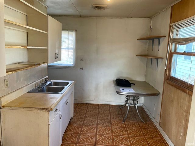 717 Gibson Street, Plymouth, IN 46563