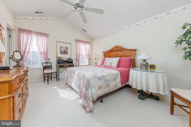 46 NATURE LN, Sewell, NJ 08080